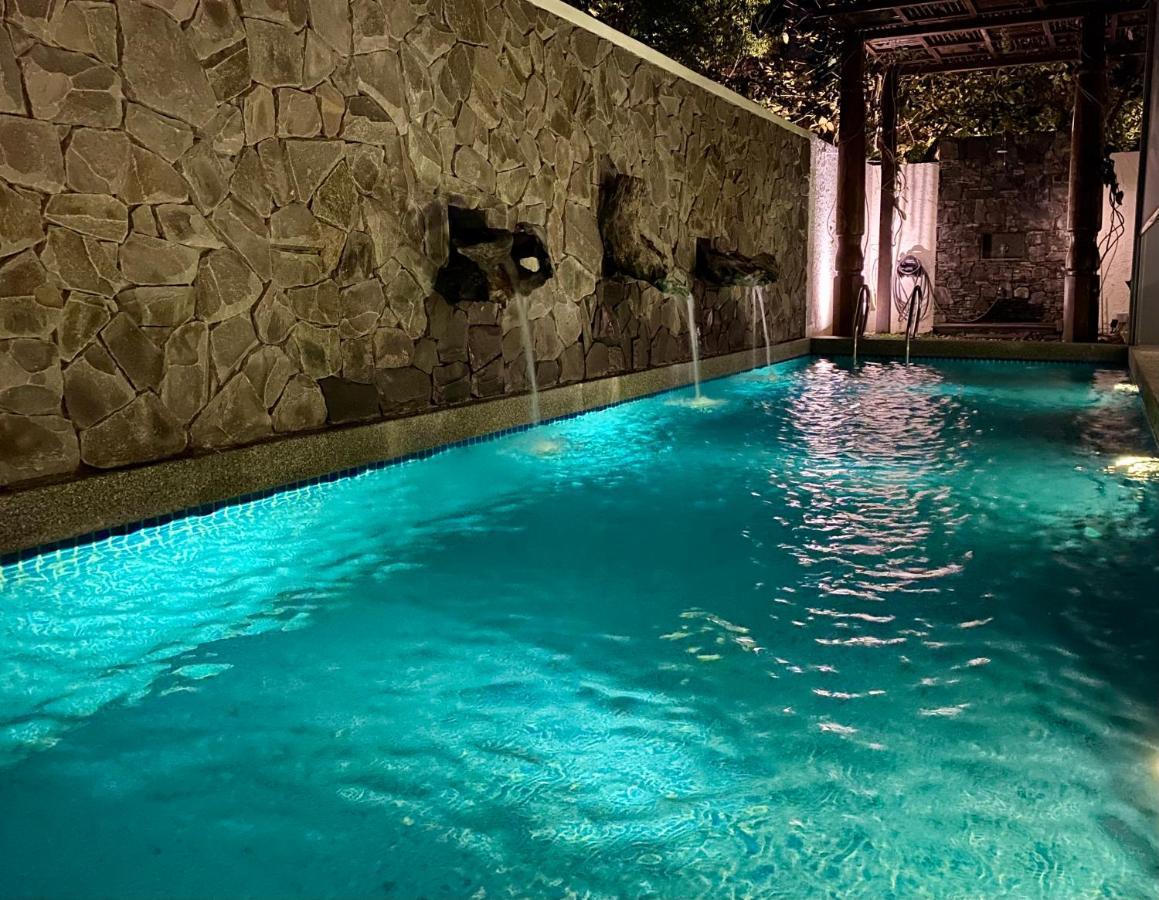 Ikiru 18 Private Saltwater Pool Villa, 3 Ensuite Br, Outdoor Bbq, 5 Mins To Beach Pantai Cenang  Exterior foto